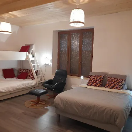 Séjour chez l'habitant A Kwaba Ad *